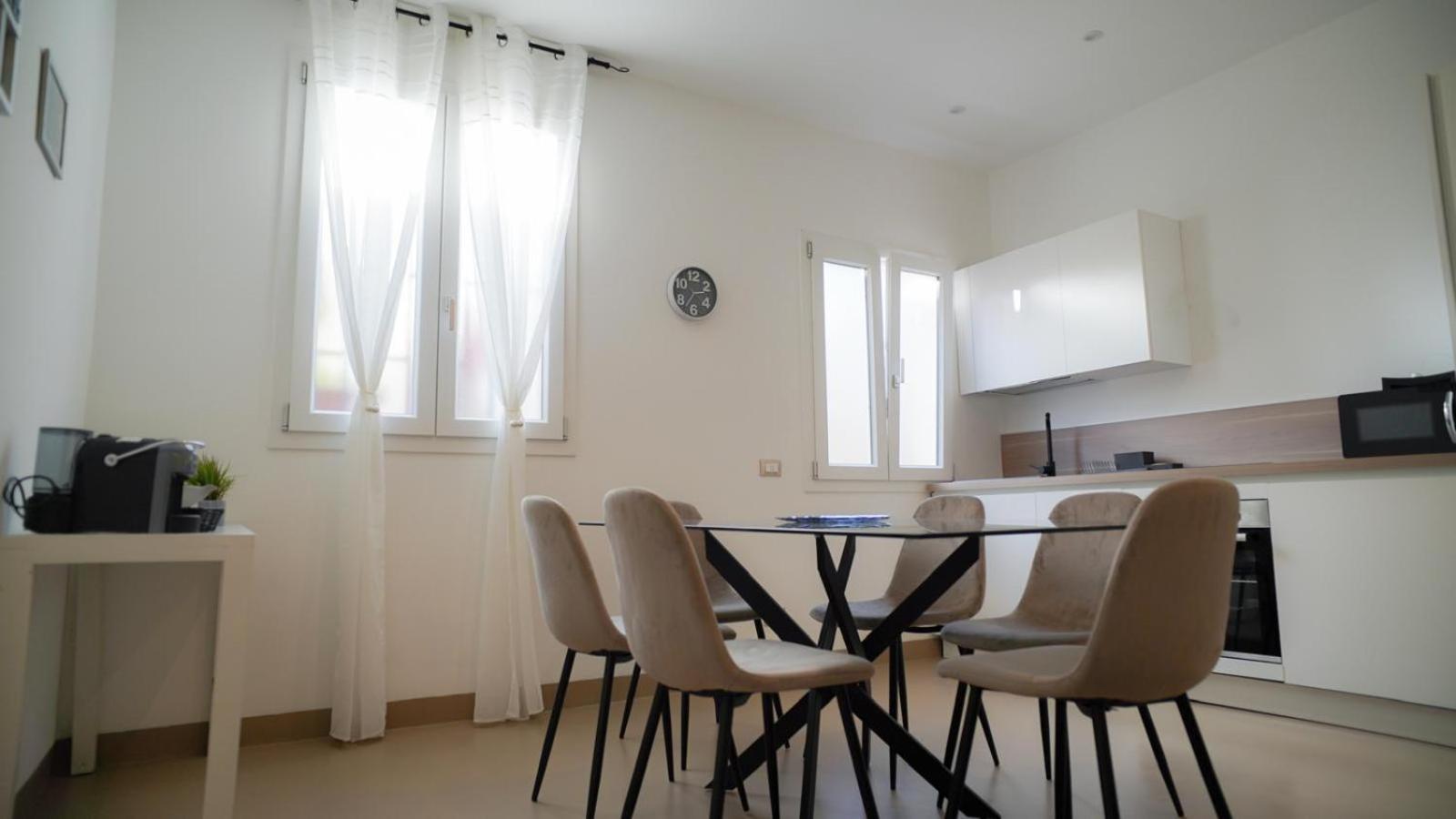 Hébergement de vacances Marina Sea Apartments-seaside Boutique Palerme